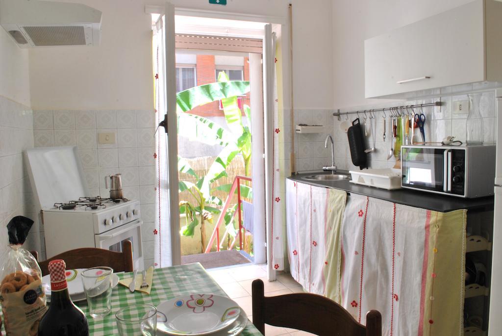 A Casa Di Pe' Casa Vacanze Róma Szoba fotó